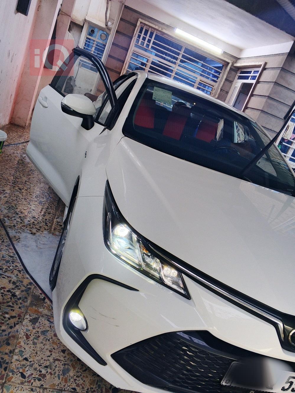 تۆیۆتا کۆرۆلا